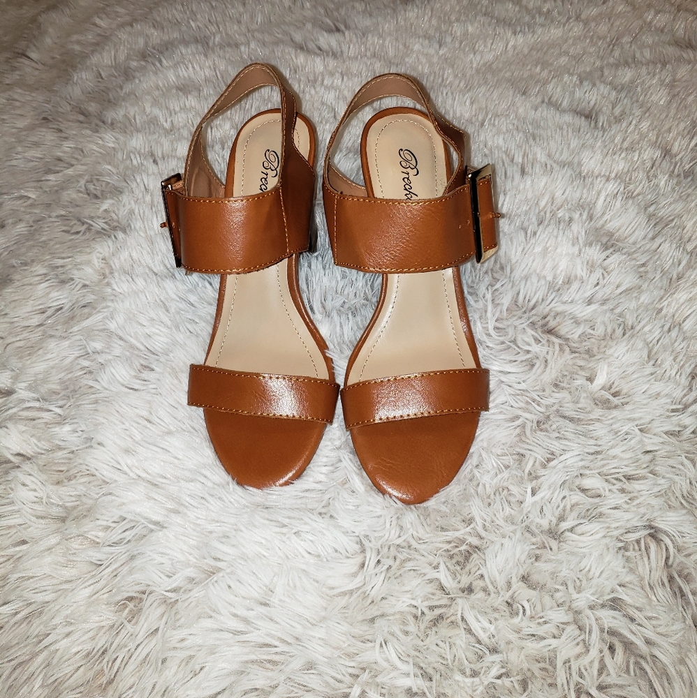 Breckelle's 👡